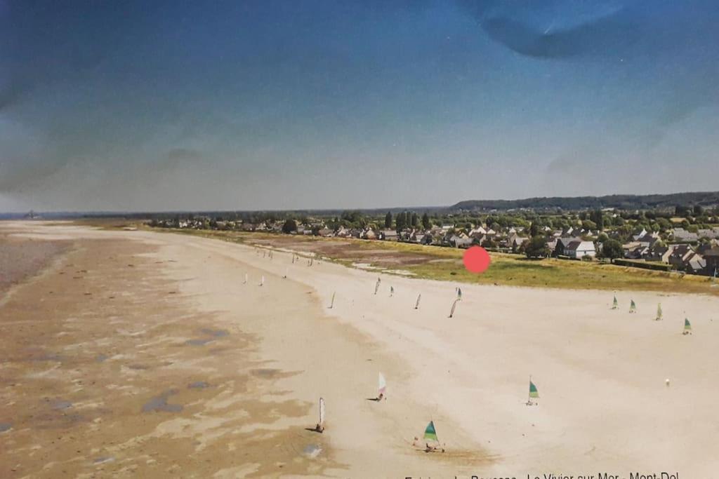 Vue Mer Pour Une Escale En Baie Du Mt-St-Michel Cherrueix Bagian luar foto